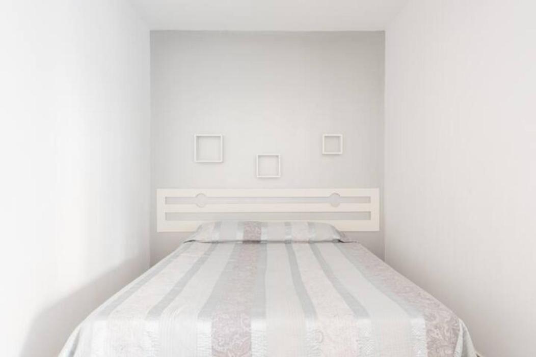 Center Studio 托雷莫利诺斯 外观 照片